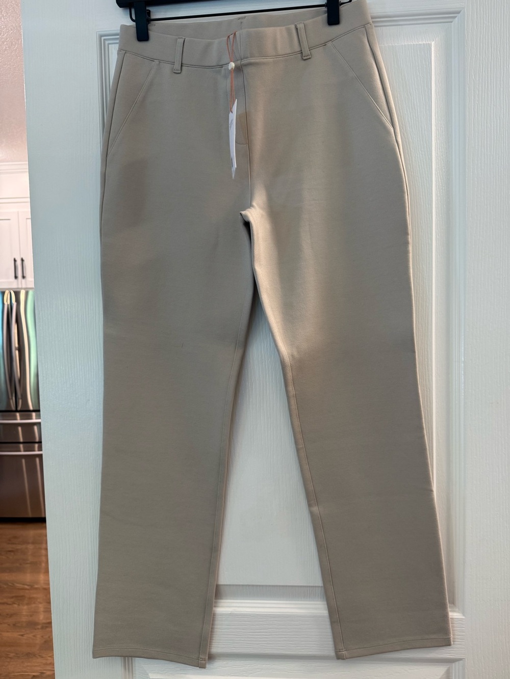 Quince Ultra Stretch Ponte Straight Leg Pants in Ecru, NWT
